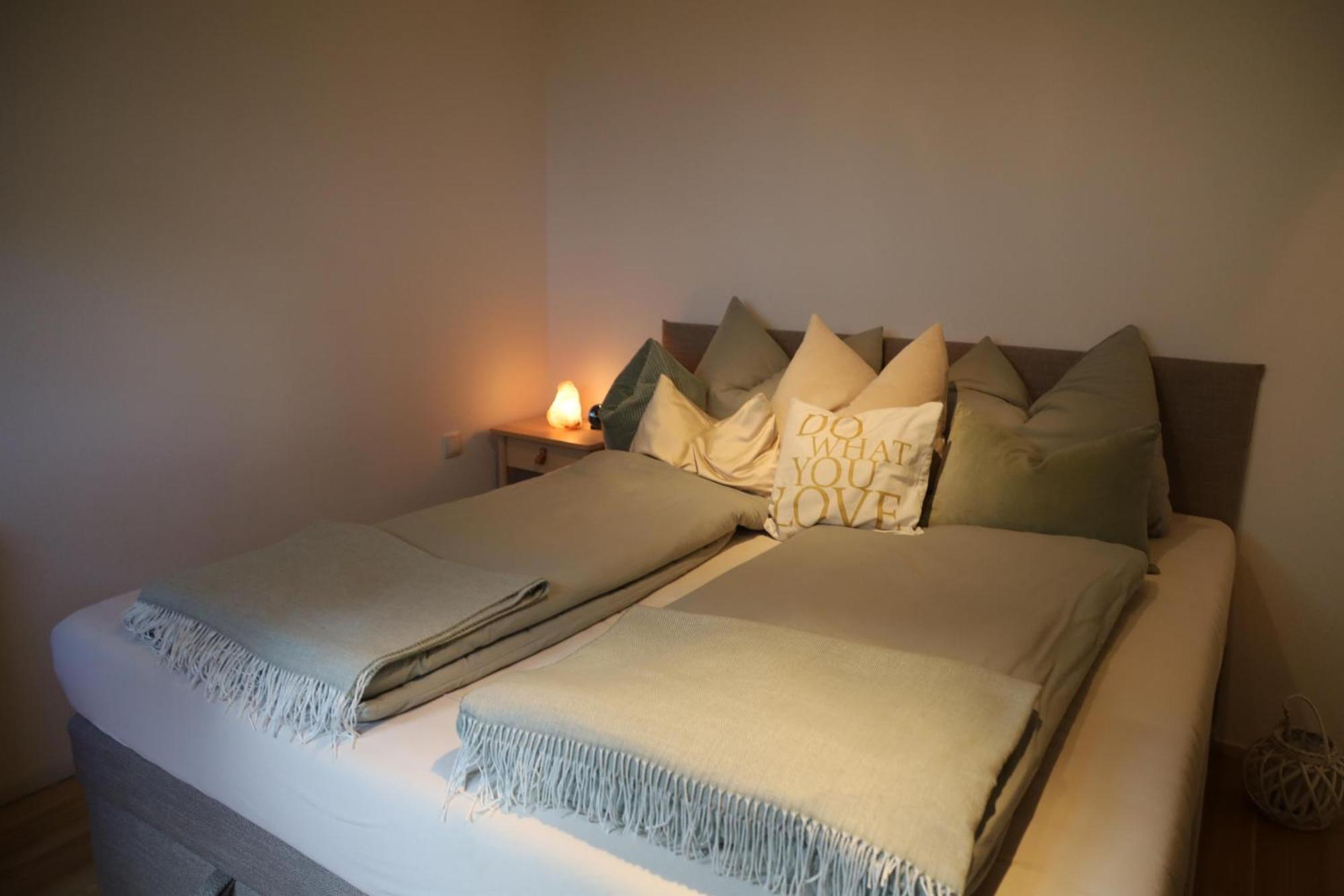 Ferienwohnung Familiengarten Volders Екстериор снимка